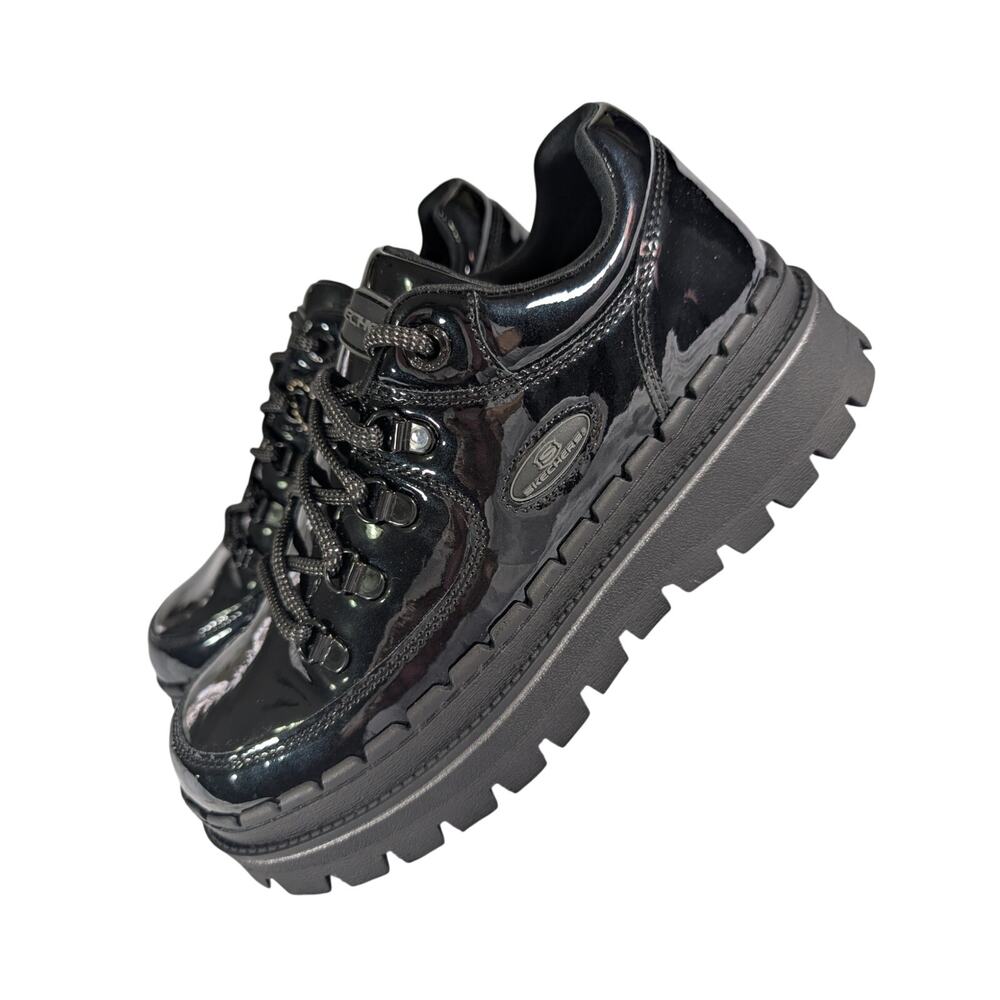 NWT! SKECHERS! SHINY BLACK PATENT LEATHER, HEAVY TREAD & SOLE LACE-UP SHOES! 8M